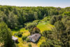 Blick Richtung Wald - An einem Bach gelegen und mit Ferienhaus - Idyllisches Feriengrundstück in Rehfelde